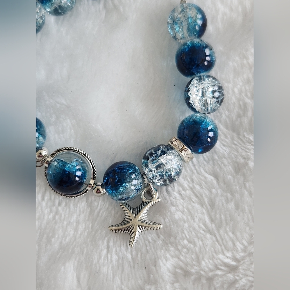 Blue Bead Starfish Adjustable Bracelet - Picture 2 of 6